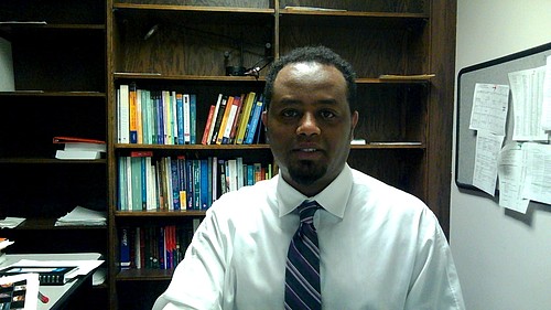 Dr. Menelik Geremew